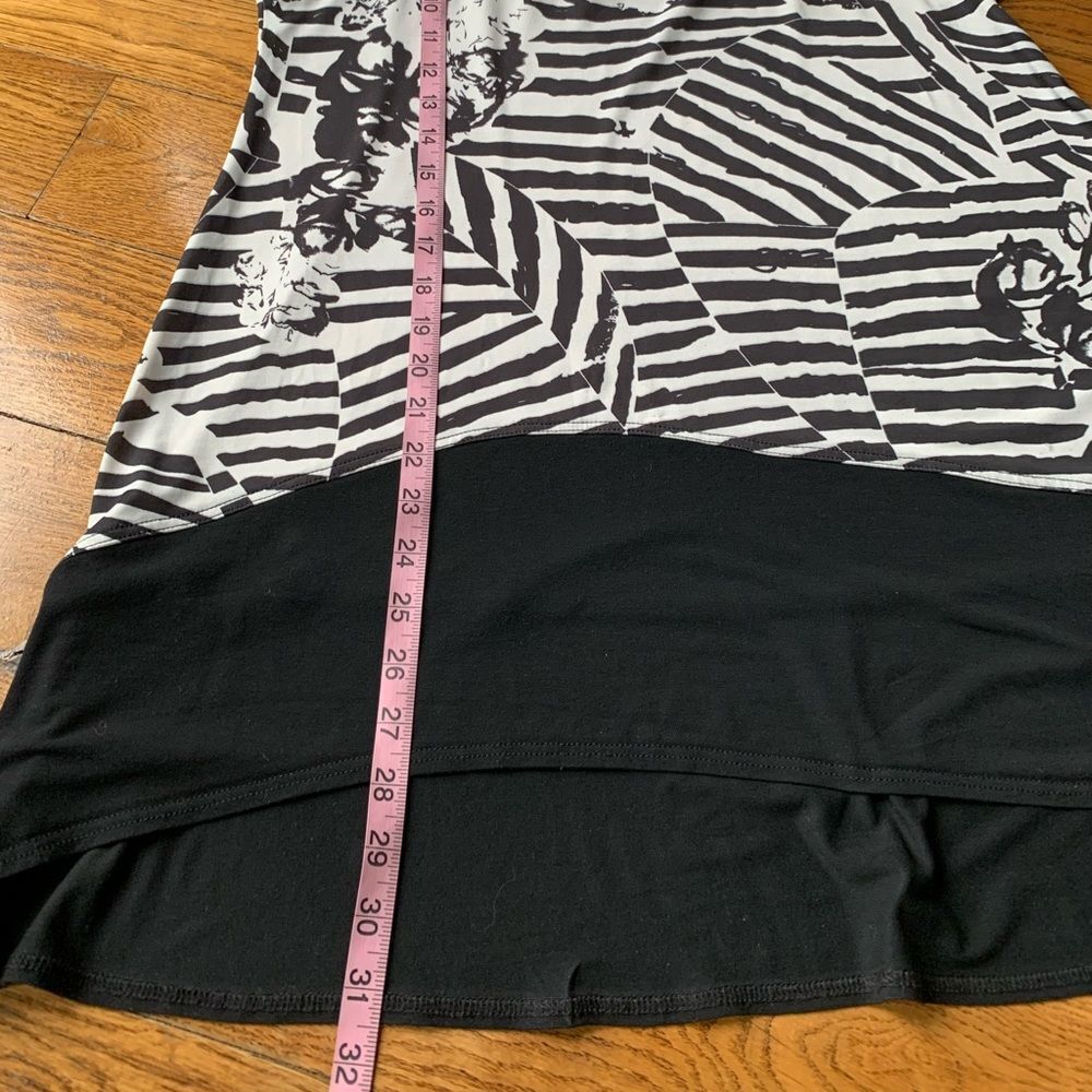 Isabella Tunic‎ Top Geometric Animal Print Apparel - Picture 9 of 14